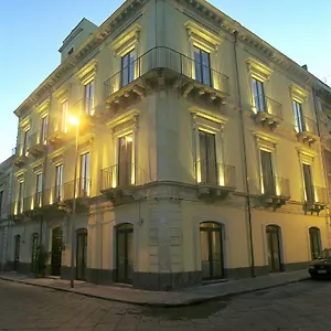 https://la-ville-catania.taorminaitalyhotels.com