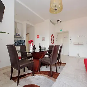  Apartment Luxury Domus Amadeus