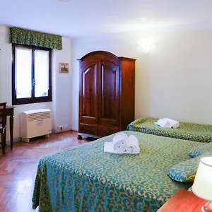 https://residenza-ca-dario.hotelslidodijesolo.com