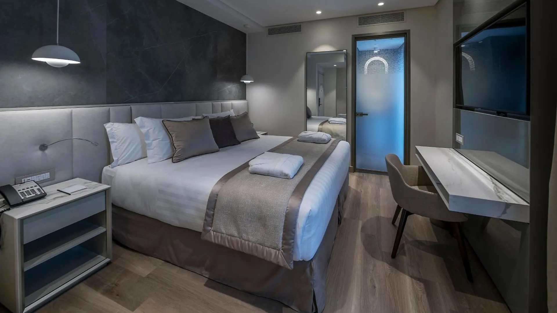The Regency, Rome, A Tribute Portfolio Hotel Rome